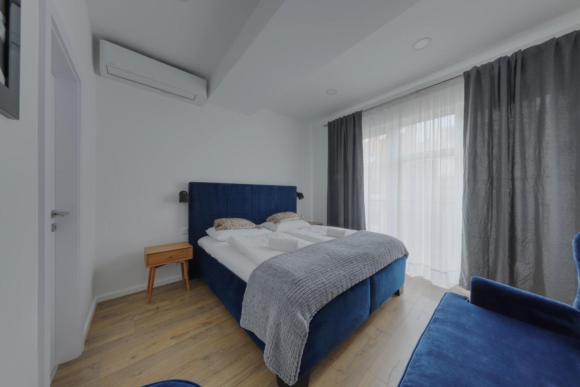 Shone Apartment Old Town 2 Bedroom Bratislava Buitenkant foto