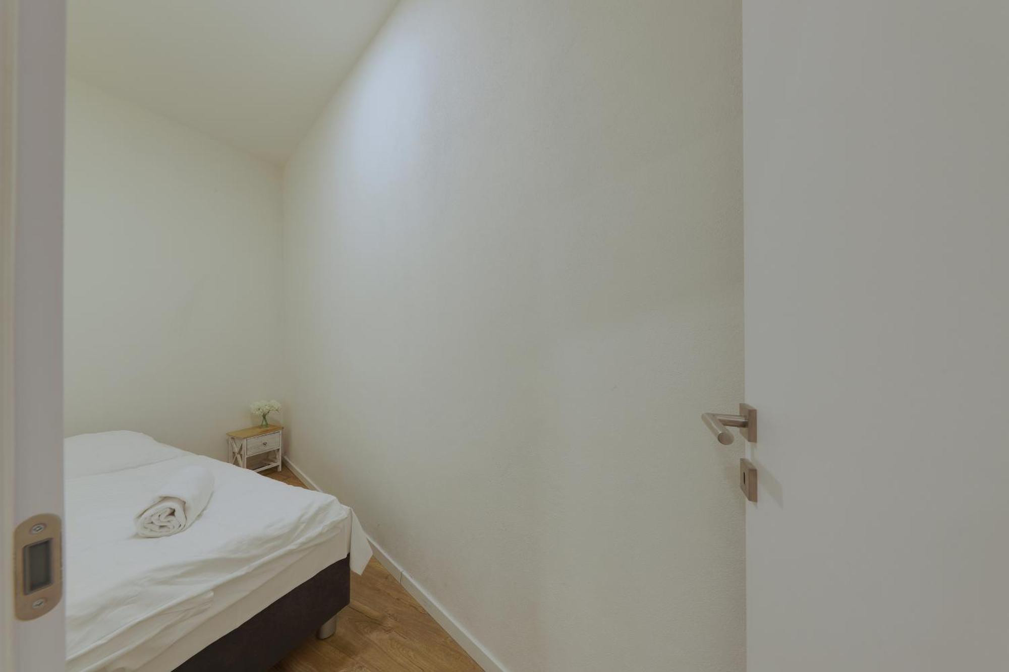 Shone Apartment Old Town 2 Bedroom Bratislava Buitenkant foto